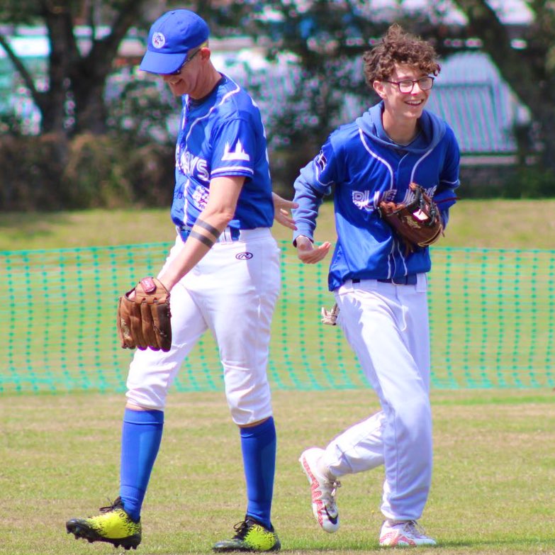 TruroBaseballUK's tweet photo. Last drive up the M5 tmrw😢 
#BaseballRoadLife 🚐💨
Battle for the skies takes place@ Exeter!
💙⚾️💙

#FamilyBaseball 
#TruroBaseballUK 
#FamilySport 

#PaintTheCityBlue #BritishBaseball #Truro #GBBaseball #Kernow #KernowBaseball #TruroBaseball
#WePlayInTruro #WeAreTruroBaseball https://t.co/mitBnqyztp