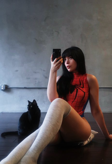 Spider-Girl and Felicia Hardy https://t.co/lXEmitS7qd