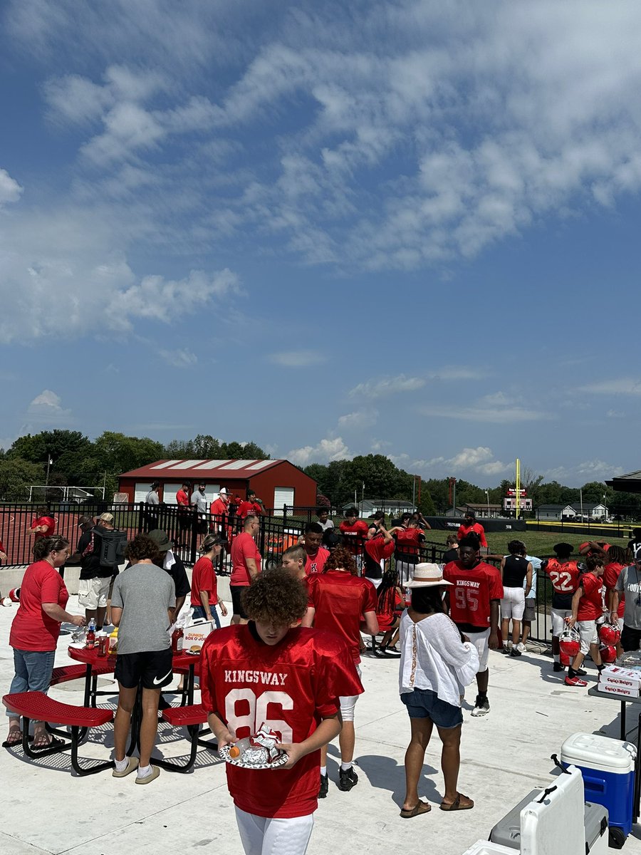 All 22 Kingsway Football Boosters tweet media