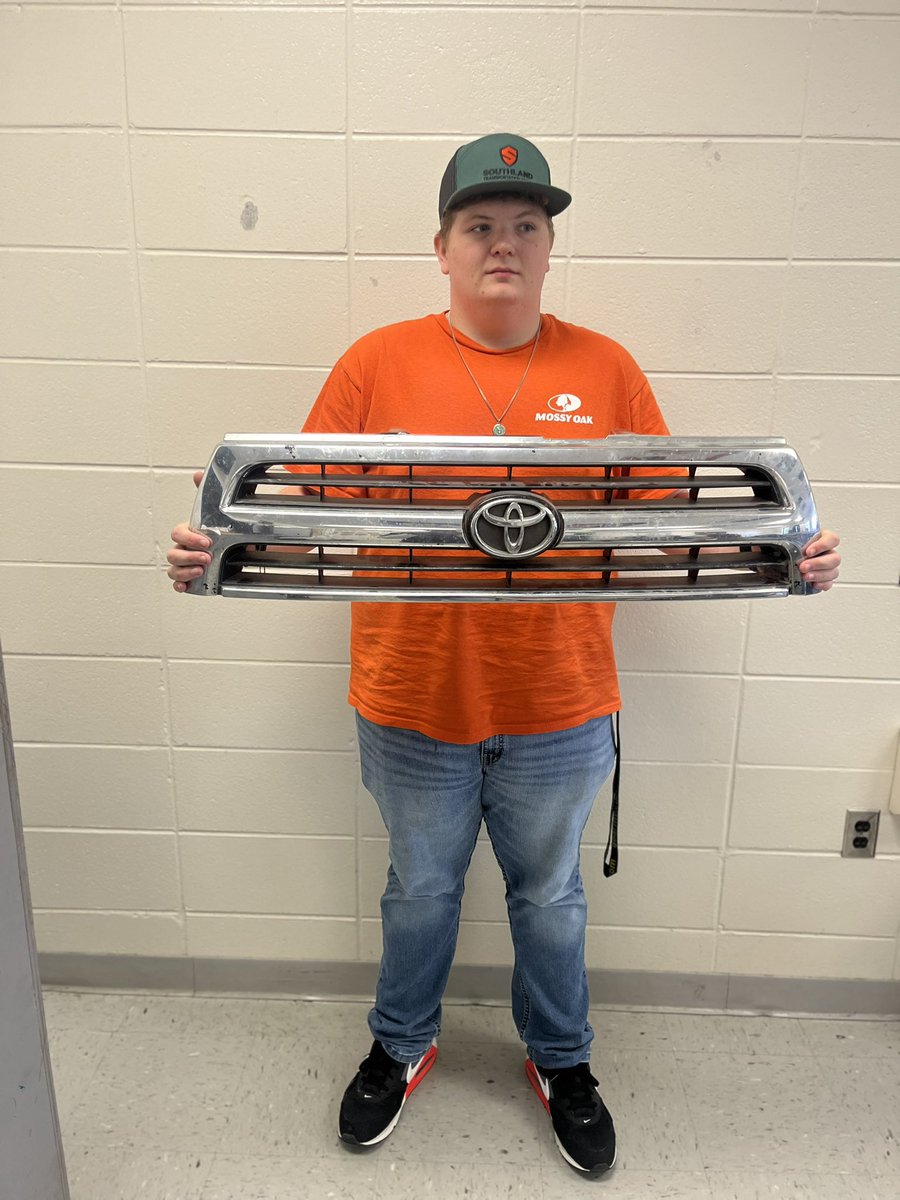 Sy Butler tweet media