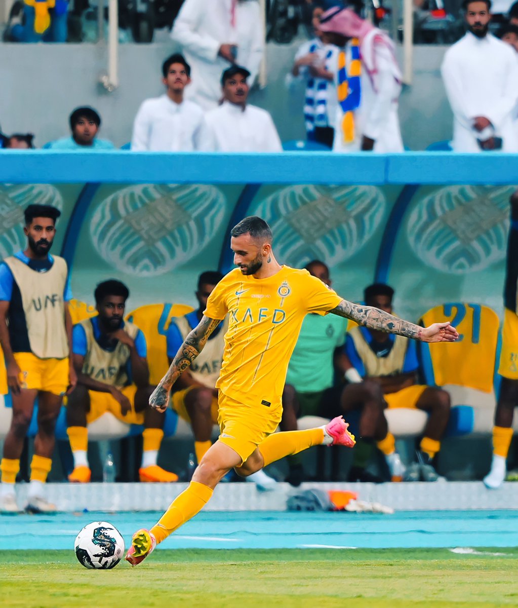 كل البشر يملكون رئتين إلا بروزوفيتش يملك عشره ♥️