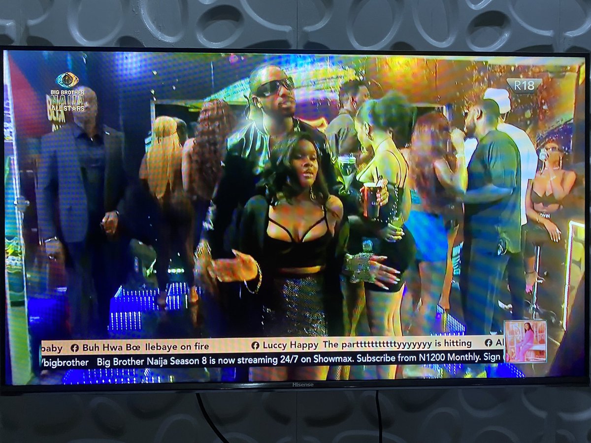 Irebamiolakanm1's tweet image. My new ship #IkeCe 🤣🤣🤣🤣 

@yhettyqueen1_ see ooo HOH and BFF duty 🤣

@BBNaija #bbnaijaAllstars