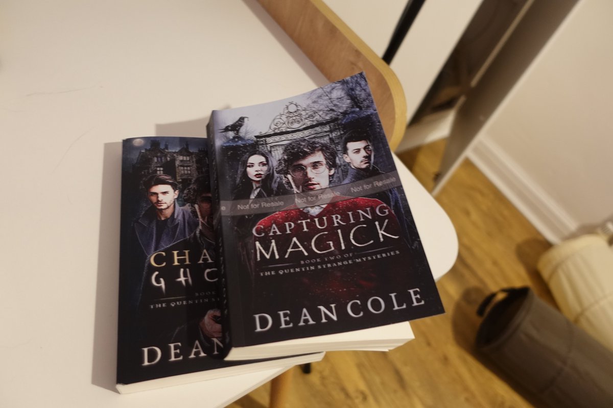 Dean Cole 📚✍️👻✨ tweet media