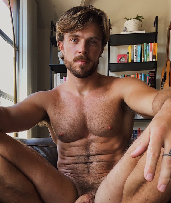 Afternoon delight https://t.co/crTqd17FxK