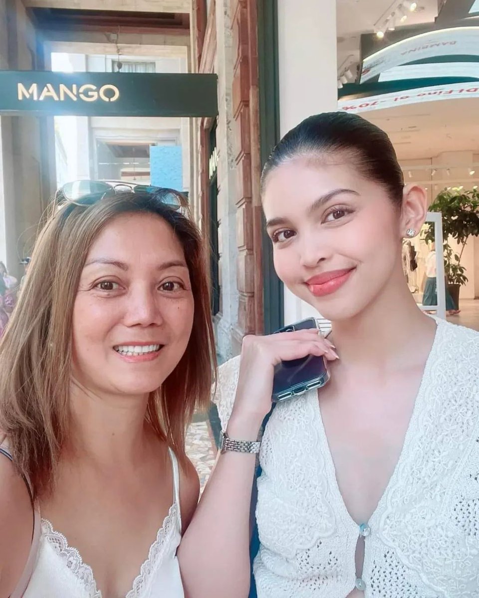 J (@mainernimaine) on Twitter photo 📍Italy
<a href="/mainedcm/">Maine Mendoza</a> <a href="/AtaydeArjo/">Arjo Atayde</a>
#MaineMendoza #ArjoAtayde
#ArMaine #MaineMendozaAtayde 📍Italy
<a href="/mainedcm/">Maine Mendoza</a> <a href="/AtaydeArjo/">Arjo Atayde</a>
#MaineMendoza #ArjoAtayde
#ArMaine #MaineMendozaAtayde