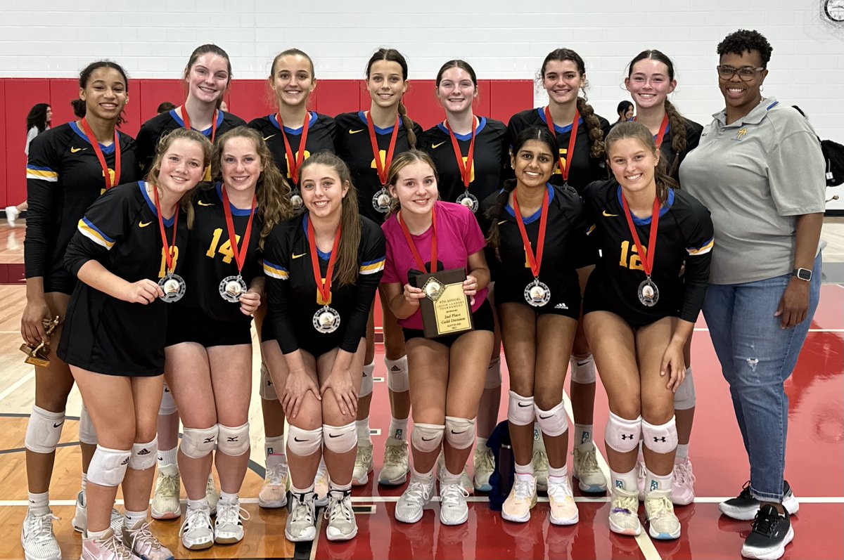 AHSTrojanVball's tweet photo. Varsity placed 2nd in the AISD Jason Landers Tournament.  Great start to the season! 🥈 Seniors Maddie Steusser (Setter), Ashlynn Axtell (MB), Jazmine Gaston (OH) and Junior Parker Duncan (OH) made the All Tournament Team.  Congrats!🙌 https://t.co/jHl87NuEZd