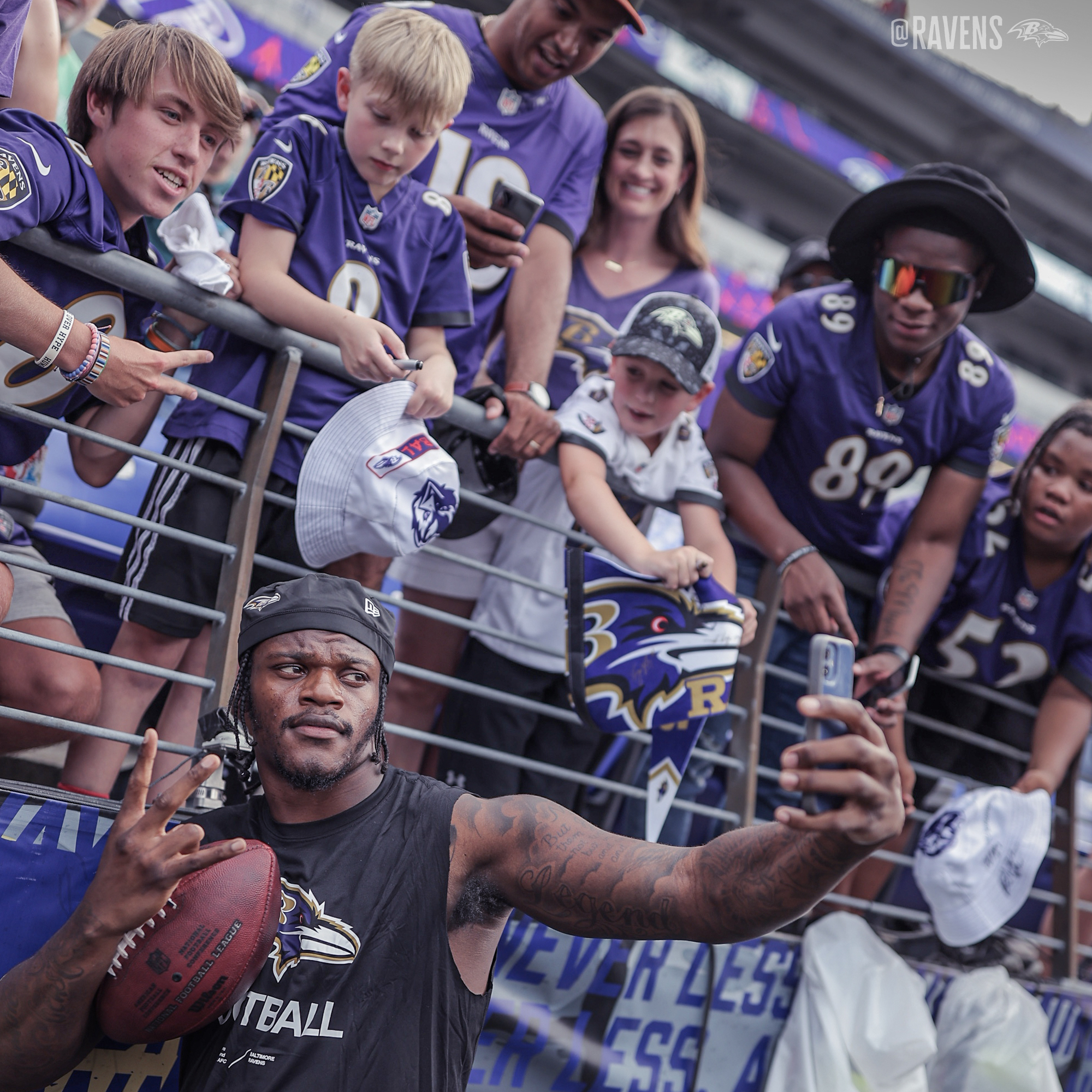 Baltimore ravens store kids