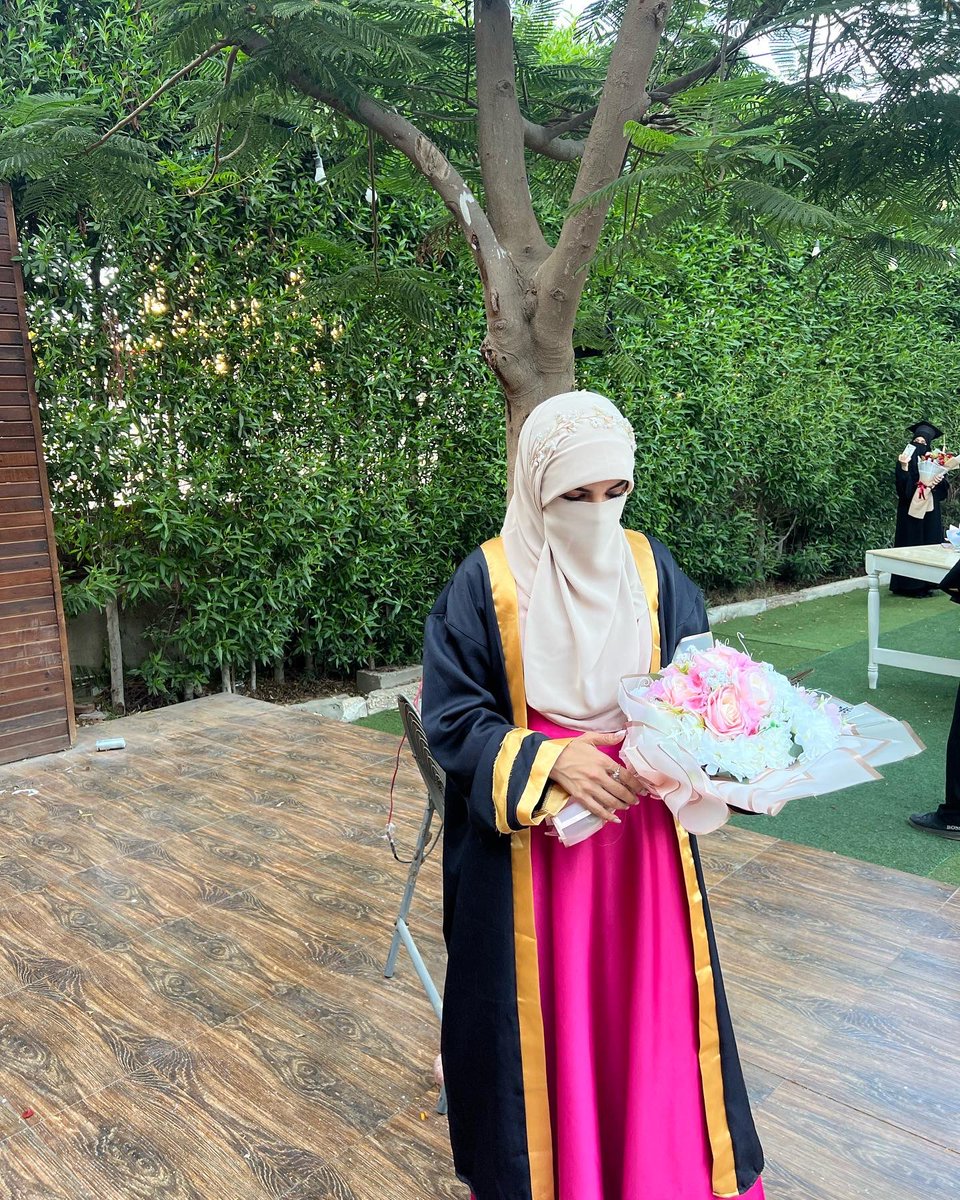ghufmnallh's tweet photo. الحمدلله على التمام💗 https://t.co/epVB7DnibB