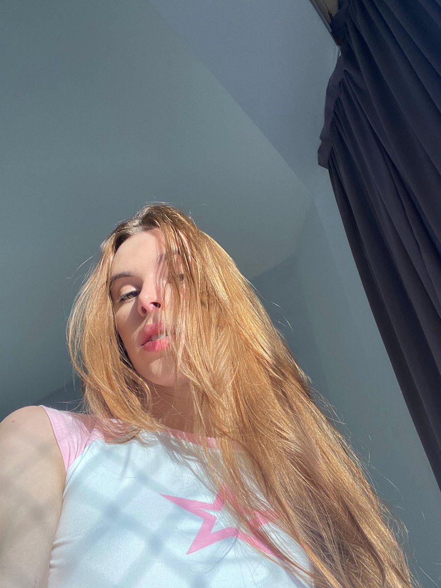 xxTransDoll's tweet photo. the face // the cock 

retweet if you like it ;) https://t.co/no0Z7p8r8H