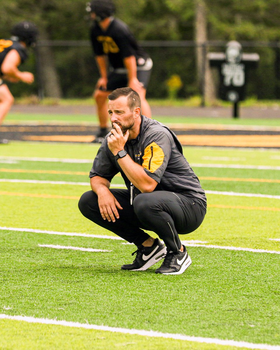 MTUFB's tweet image. A new era. 

#FollowTheHuskies | #CRTD