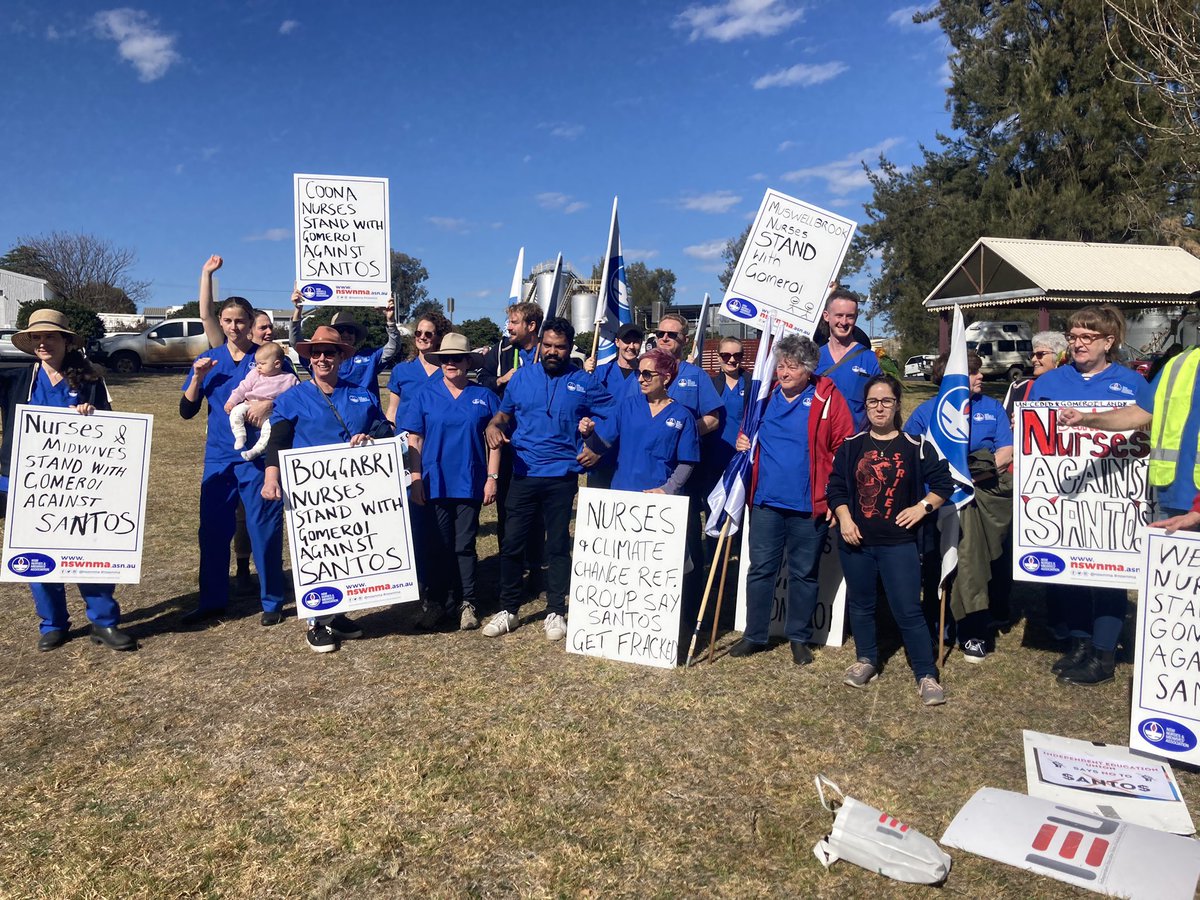 @nswnma @pilligapush Here is the @nswnma delegation at the Gomeroi action to protest the rapid expansion of the Narrabri Pilliga gas project by Santos.