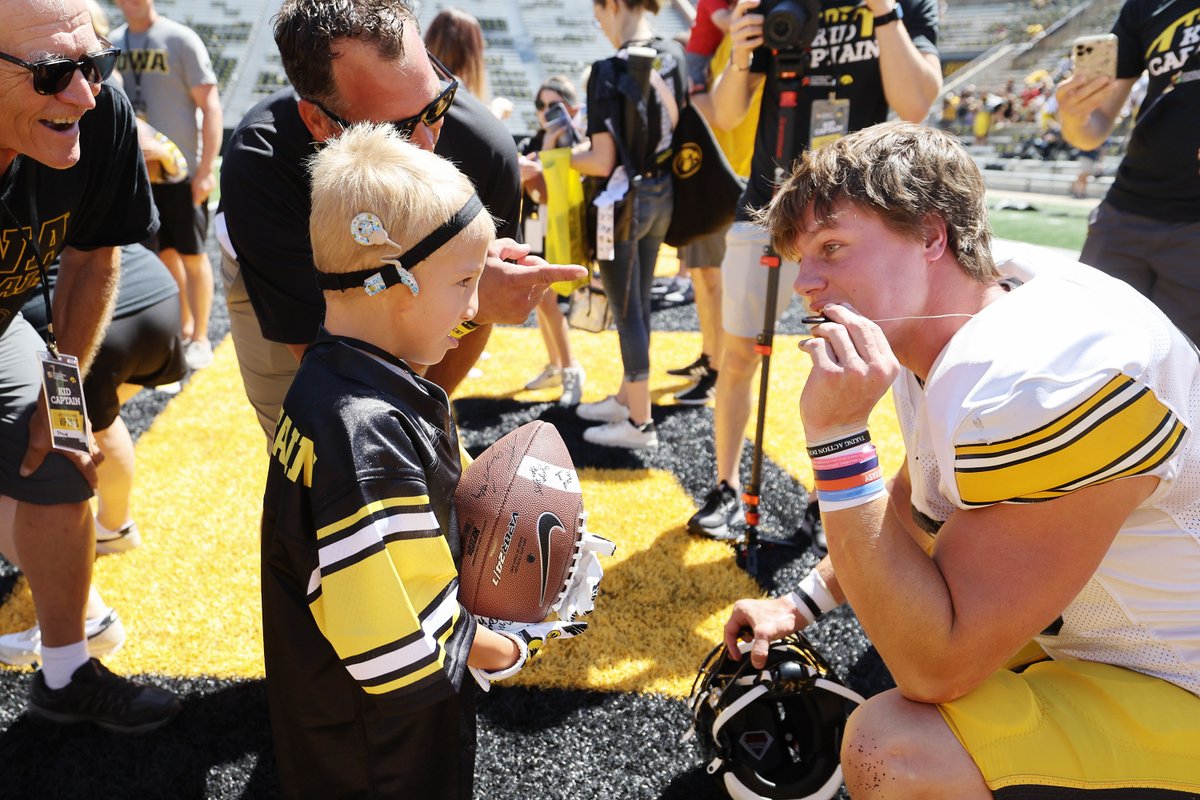 Stephen Mally tweet media