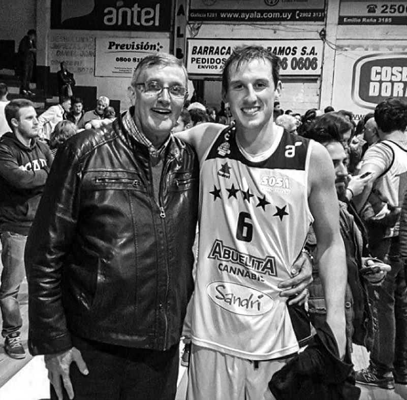 CSCapitol's tweet image. Con profundo dolor lamentamos la pérdida de Cacho Meyer, un gran capitolense 🤍

Defendió con mucho orgullo nuestros colores y alcanzó el sueño de ver a su Capi querido otra vez en Primera, como en el 74’

A su familia y amigos, un apretado abrazo. CAPITOL te va a extrañar, Cacho