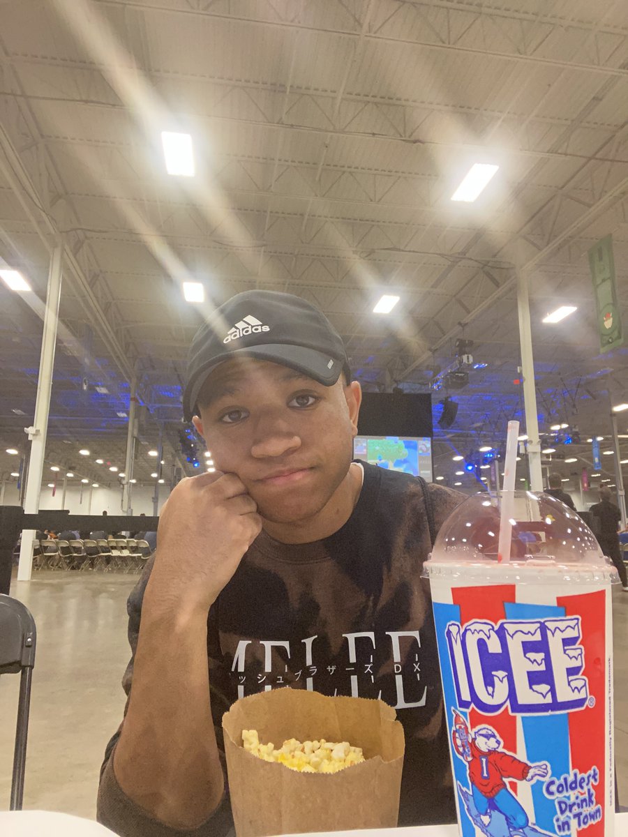 YezJPKR's tweet photo. Hey guys, I’m out of the Smash Con 2023 tournament.

I didn’t practice enough Ike, and I used him all tournament.

I felt really satisfied with my Ike and he helped me go 6-2!

I’m glad my confidence in him is restored a bit.

Thank you to everyone who supported me. Love you guys https://t.co/G4s9OnakeY