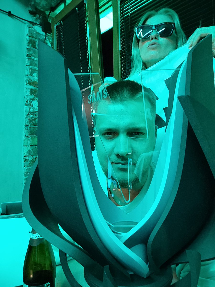 Aleks Gręziak tweet media