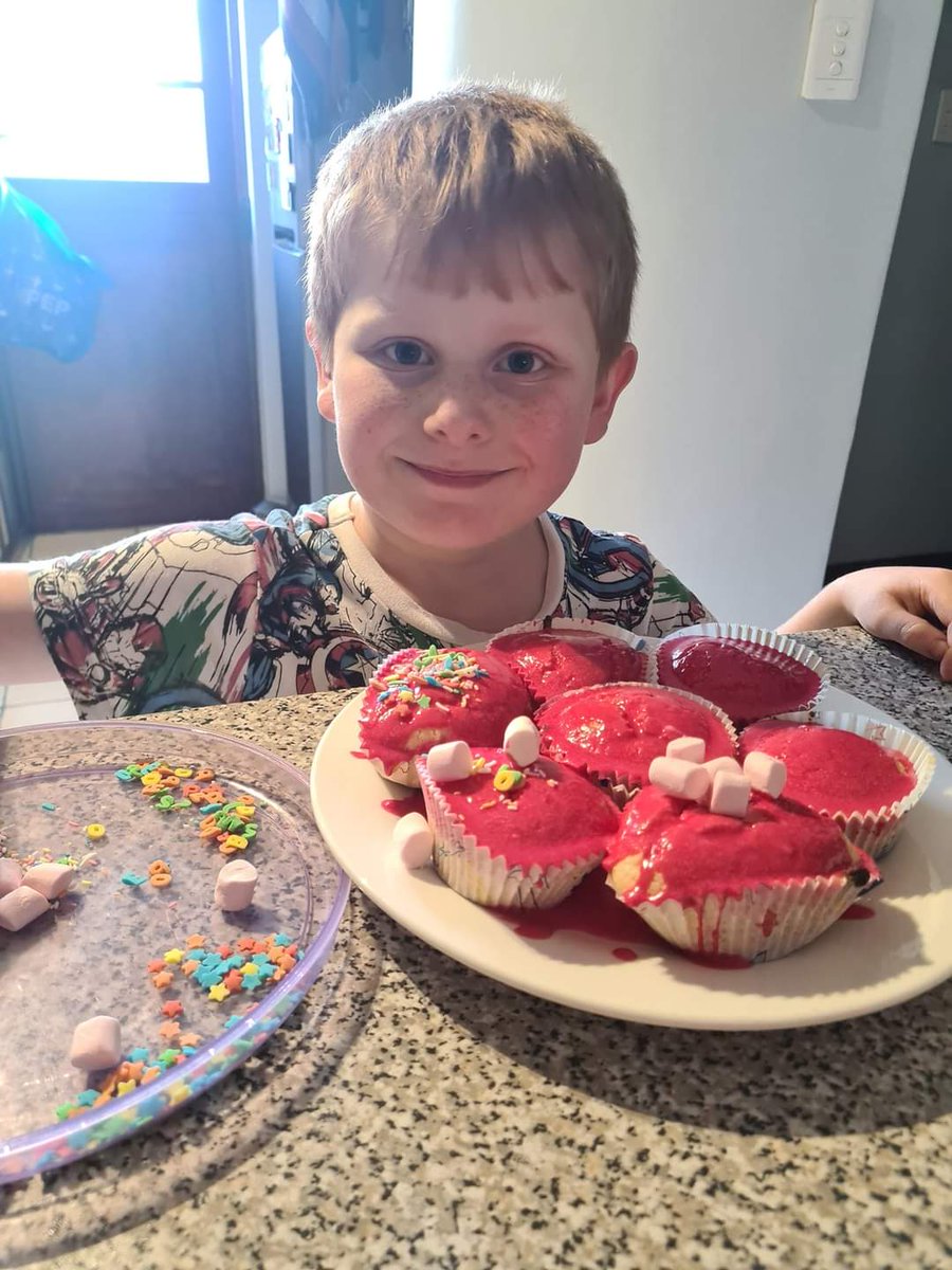 mamma_fun's tweet image. Loving this cute confetti cup cake kit from @PicknPay 

#bake #baking #inmykitchen #momblogger