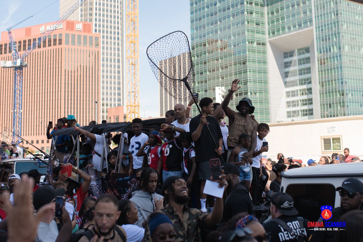 omaha_scanner's tweet photo. Photos of today's parade and celebration honoring boxing champ Terence "Bud" Crawford.

See more photos here: https://t.co/Veb31jojoF https://t.co/UEgHxuCTUS