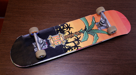 Vcs lembram qdo o Habbo sorteou esse shape em 2009? Sempre quis saber quem foi a pessoa sortuda que ganhou 👀