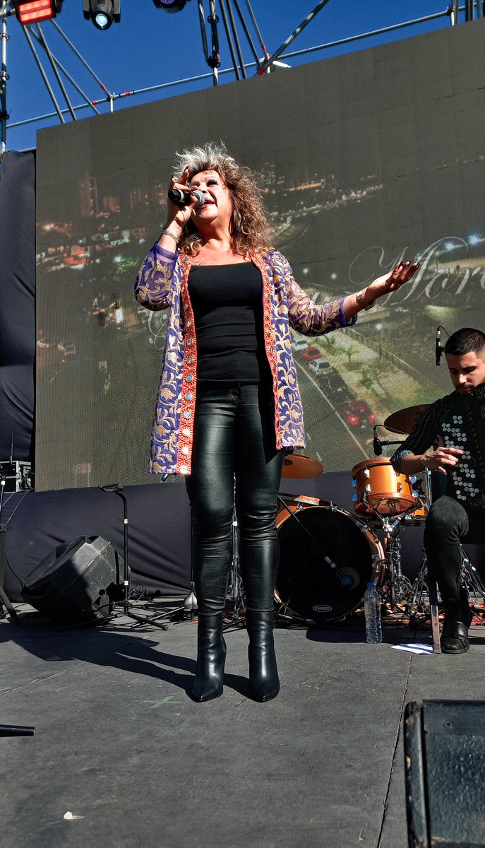 ¡Una tarde a todo baile, rock y nuestro querido folklore Argentino!
MISIONES - MICA - SANTIAGO DEL ESTERO 🇦🇷💃🏽🎶☀️
#ArgentinaUnidaSeMuestra #40añosdedemocracia