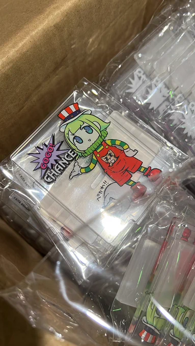 新刊238ページです! 千円です。 Tシャツとアクスタ無料でついてきます!  購入制限あります!おひとり様1つまでです!