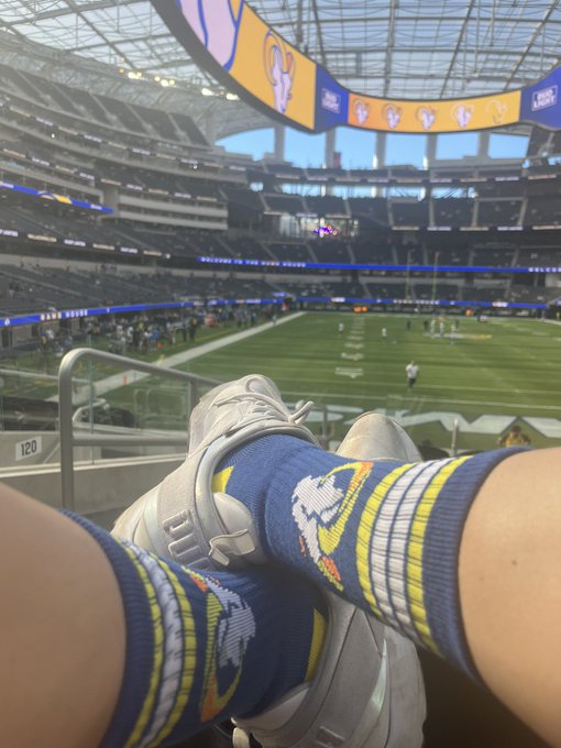 Vamos Rams! https://t.co/Ey8BbuMDOV