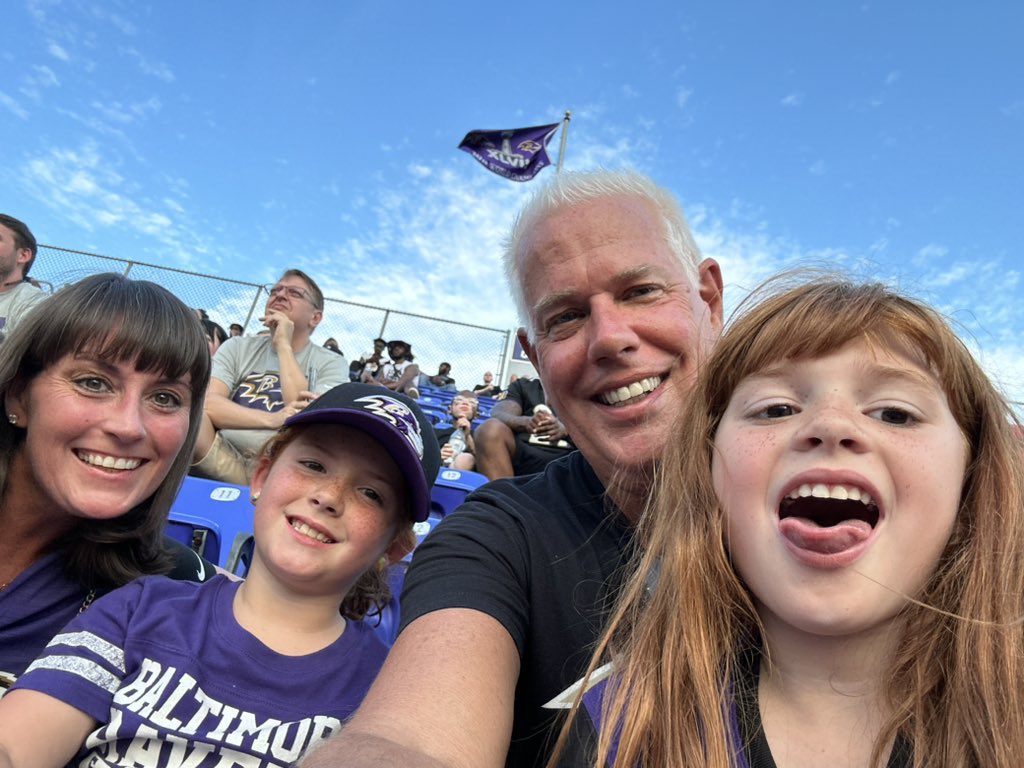 dman610_dave's tweet photo. Go Ravens! #ravens #goravens #AthleticRealMadrid https://t.co/T3p6pf5hQr