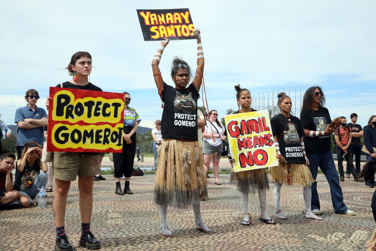 So proud of my #GomeroiPeople and our appeal against #NativeTitleTribunal decision to trample over our cultural rights. 
To those who said we can't win, to those who said just take the crumbs.
We won't have a decision for a while, but we are holding  <a href="/SantosLtd/">Santos</a> to account #auspol