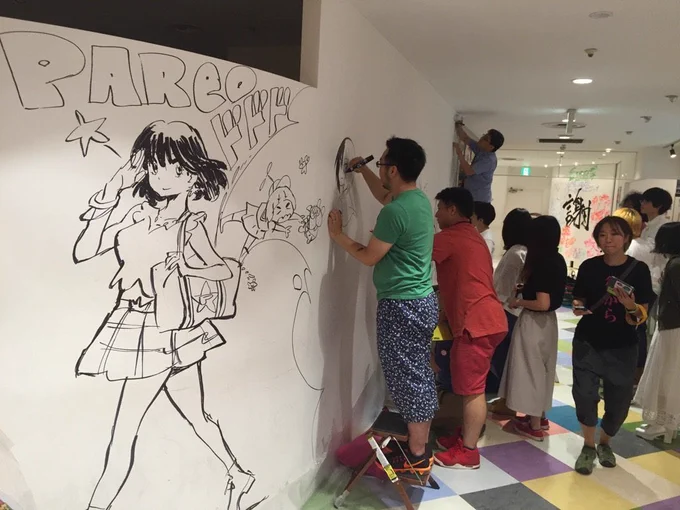 Imaishi, Sushio and many other great animators drawing random characters over a wall at Shibuya Parco, Japan