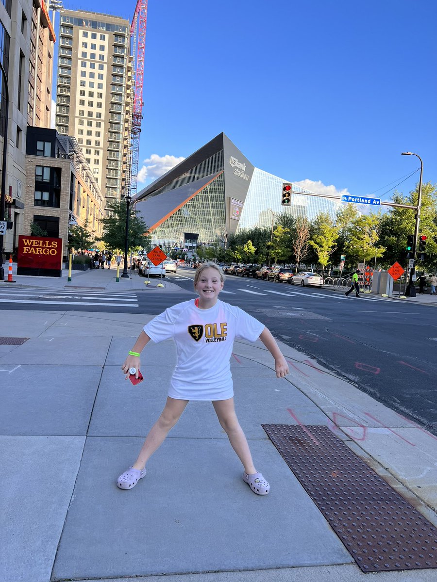 Lindsay Jo tweet media