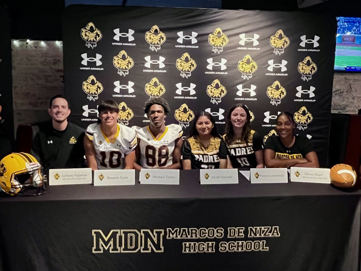 MdNAthletics's tweet photo. MdN Football &amp; Flag Football representing at Tempe Union’s Media Day today. It’s a great day to be a Padre! #prideandrespect #padrepower @PadresFootball @Coach_Figueroa @huffine_tuhsd @TUHSD_News @ClaudiafCollins https://t.co/RNhSQdcaMK