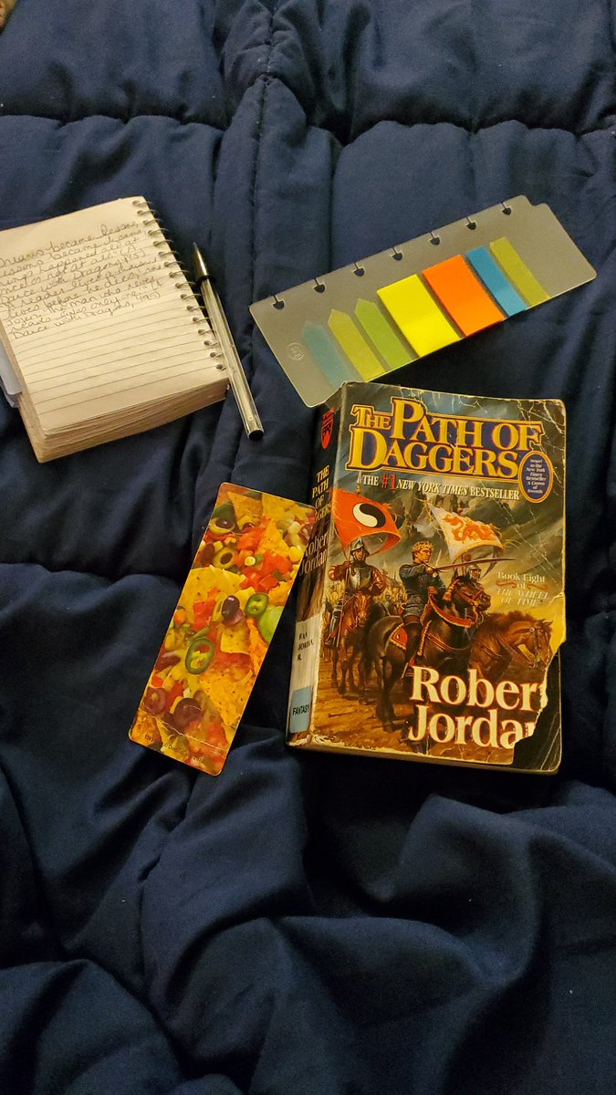 TheLitApotho's tweet photo. Time to start book 8 in the Wheel of Time series. Let's go! #ThePathofDaggers (don't worry that's a library book, not my copy that is beat up - I received it like this!) https://t.co/tU1ERYq2qy