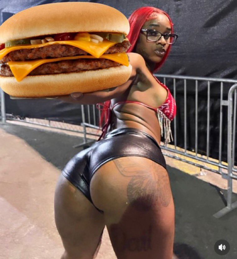 SexyyRed314_'s tweet photo. https://t.co/9FK5W0MXTr