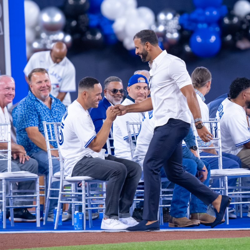 BlueJays's tweet photo. One of the greatest Blue Jays to EVER do it ⭐️

Watch the FULL #JoeyBats ceremony!