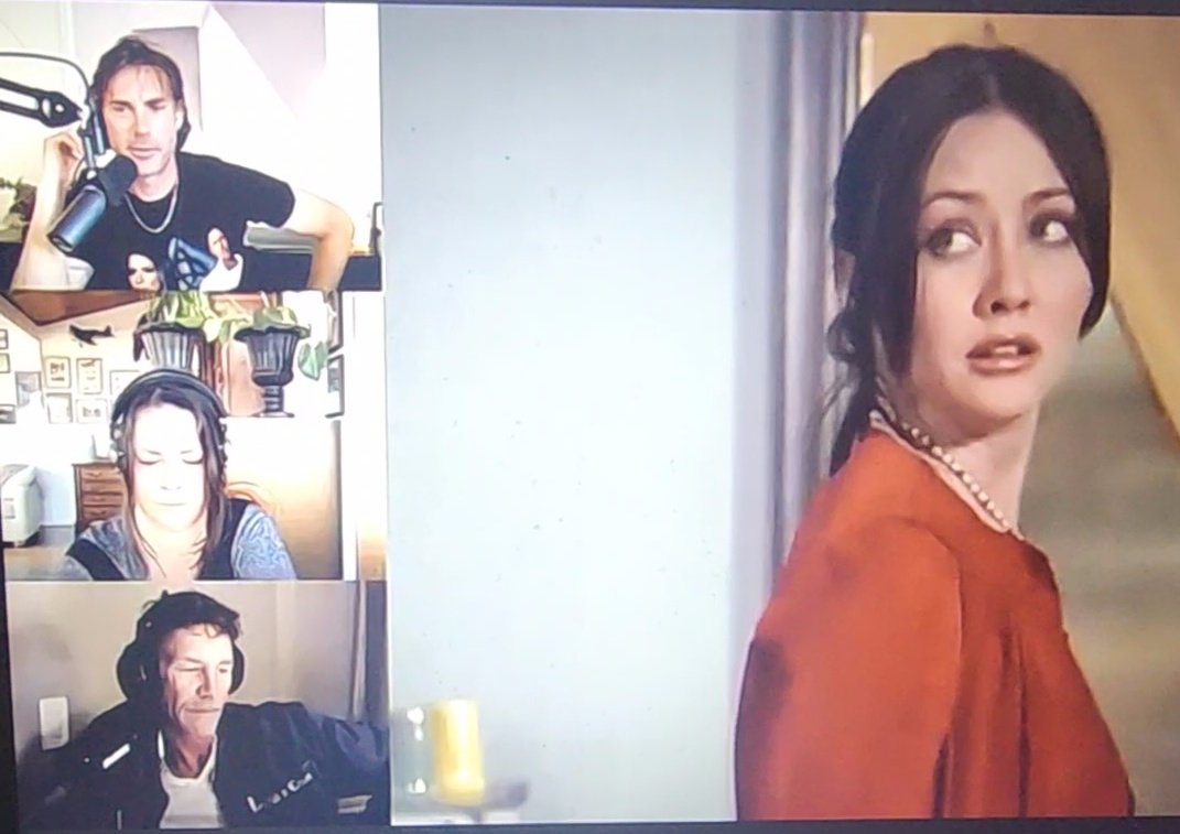 LaurenAF87's tweet photo. @drewfuller seeing the one and only Prue on screen and wanting to defend her honor. #hohwatchparty @thehohpod @H_Combs https://t.co/5UBpX0ZoJC