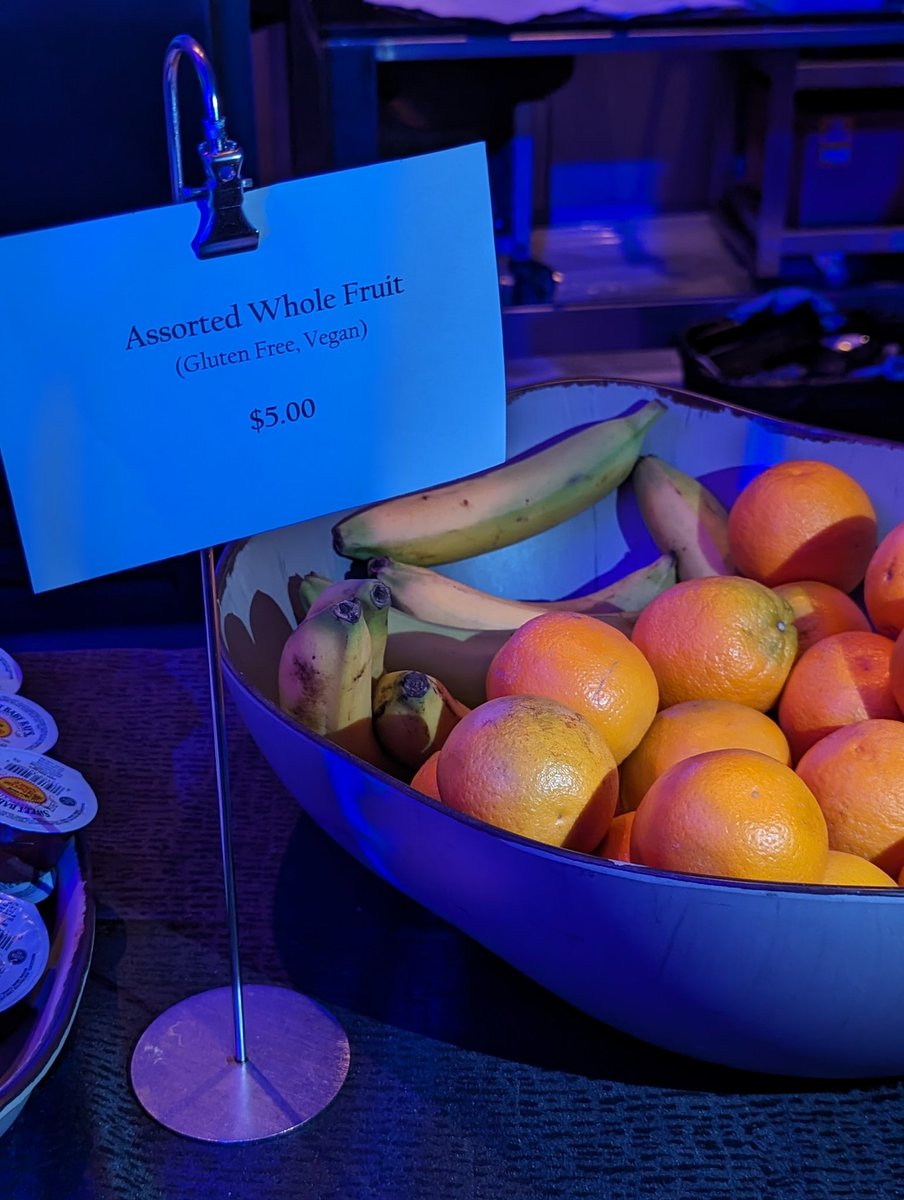 ericdavis's tweet image. Price of food at #defcon is non-trivial