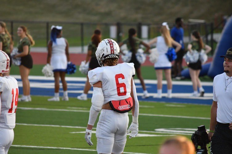 Sports in Kansas: Linebackers to Watch for the 2023 season across the state of Kansas 

View: sportsinks.com/sports-in-kans…

Presented by <a href="/WatcoRail/">Watco</a> @MammothBuilt <a href="/SAFEks/">SAFE Kansas</a> <a href="/nextechwireless/">Nex-Tech Wireless</a> 

Photo: Jessie Bernal