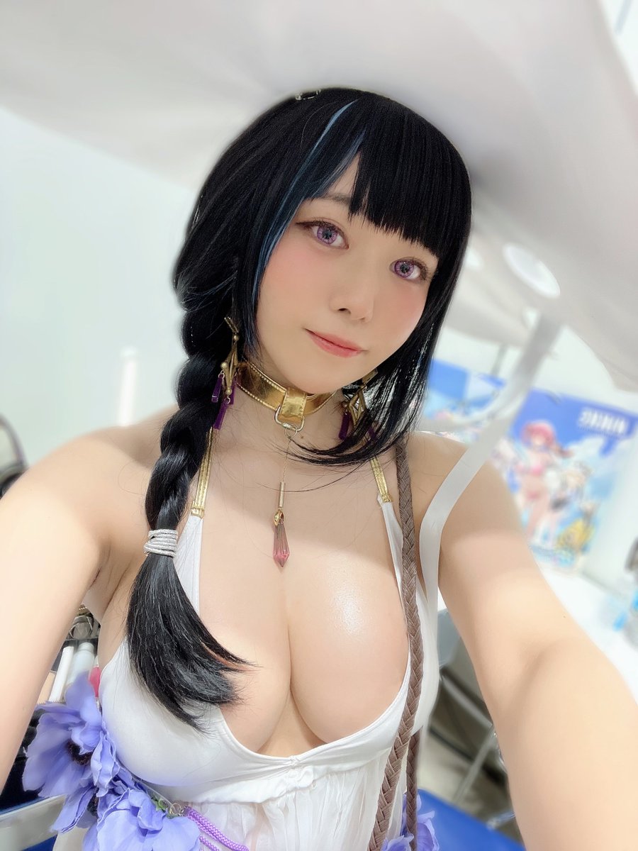 [C102] 東雲うみ COS NIKKE 泳裝梅里