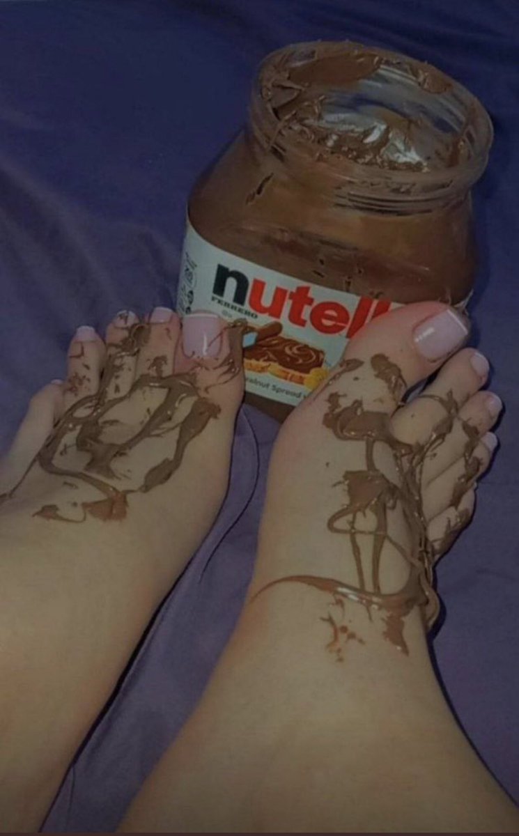 مين يجي يلحس