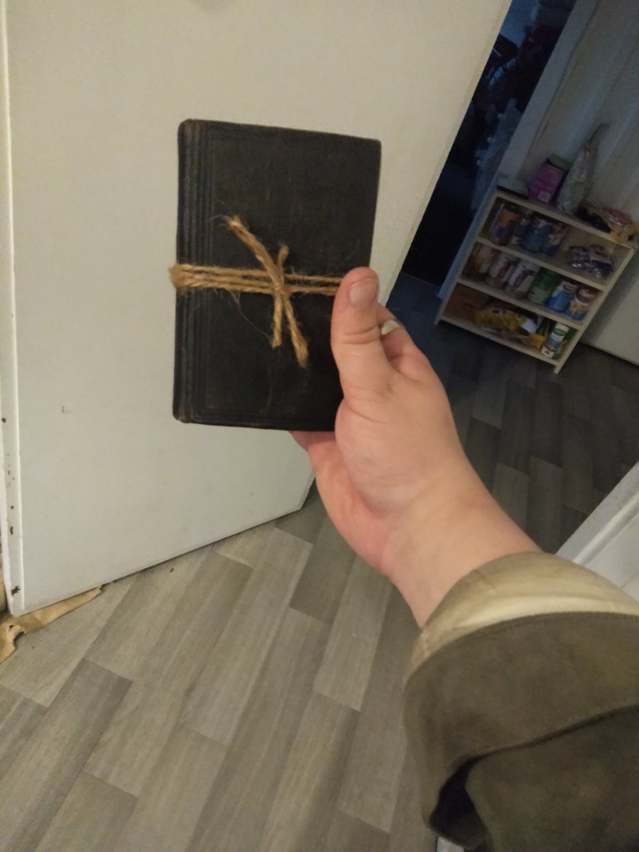 acewizardnz's tweet photo. Bible acquired, thanks @pinebolete https://t.co/8e1twTxWJs