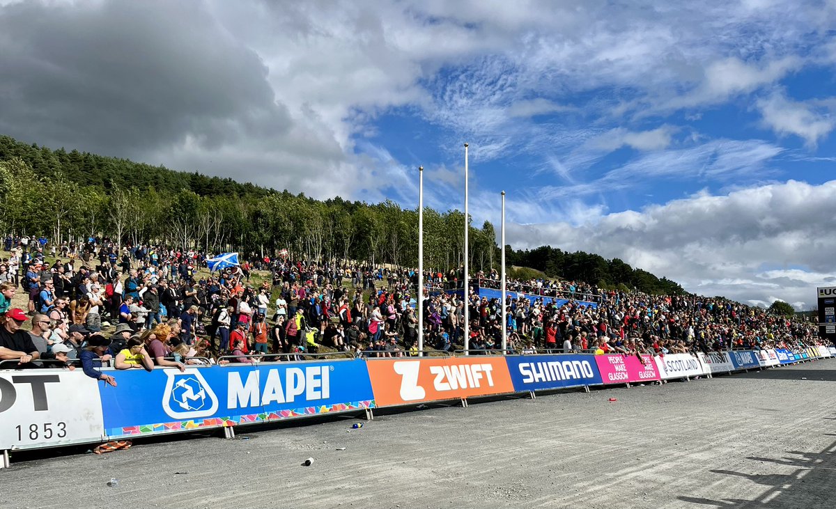 Paul Davis 💙 tweet media