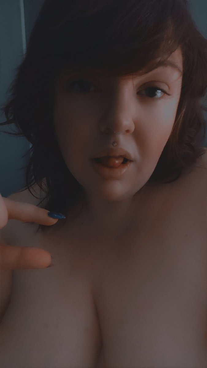 ThickLadyEve's tweet image. Good morning findom! 400 followers so you pathetic little lurkers know what that means! Send me what I deserve! 
4,-/40,-/400,-

✨wishtender.com/ThickGoddesEve
✨paypal.me/ThickGoddessEve
✨tikkie.me/pay/rn3q5t449e…

#thickgoddesseve goddess bbw findom findomgoddess findomnl findombelgium