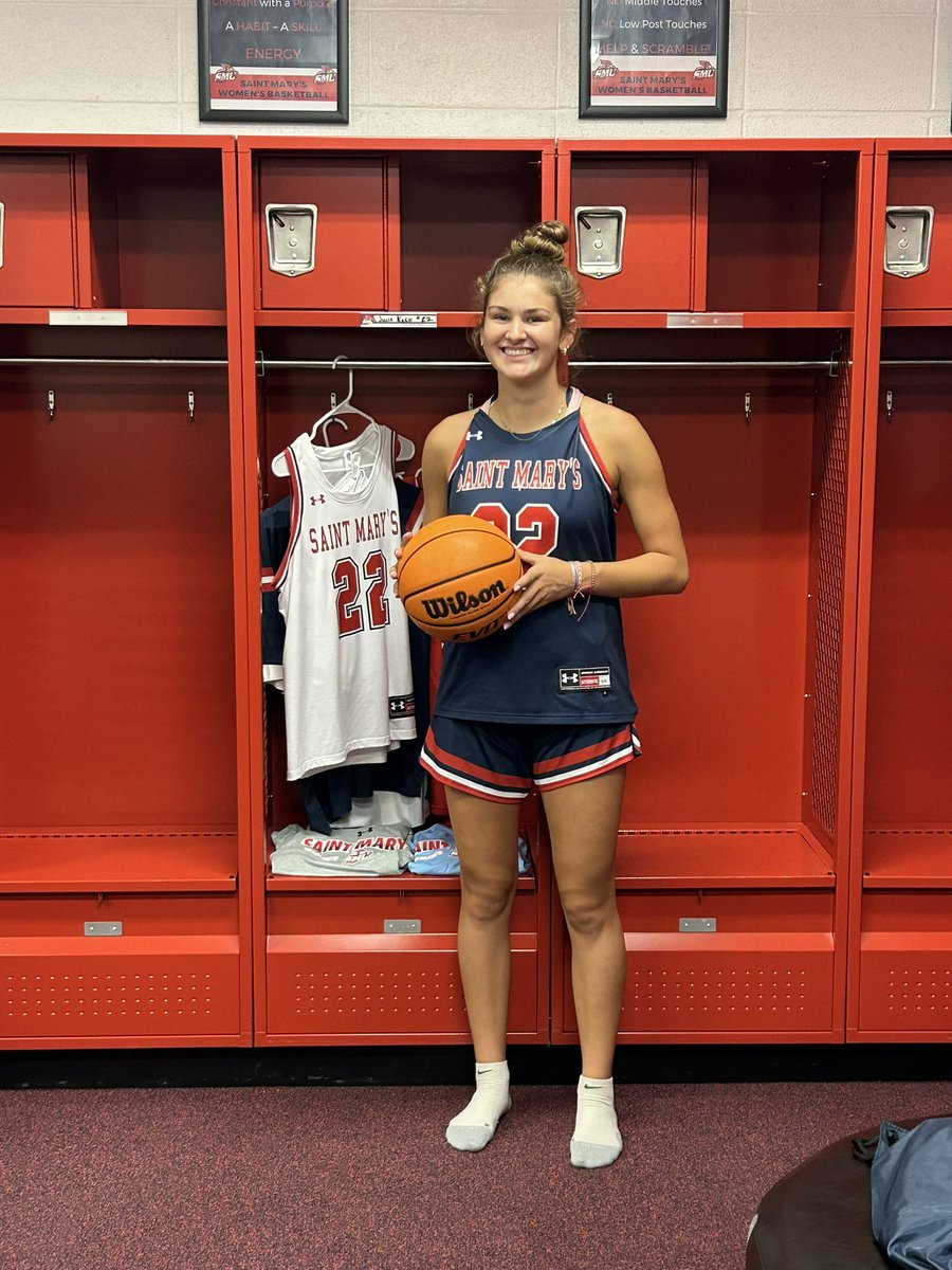 Julia Koch tweet media