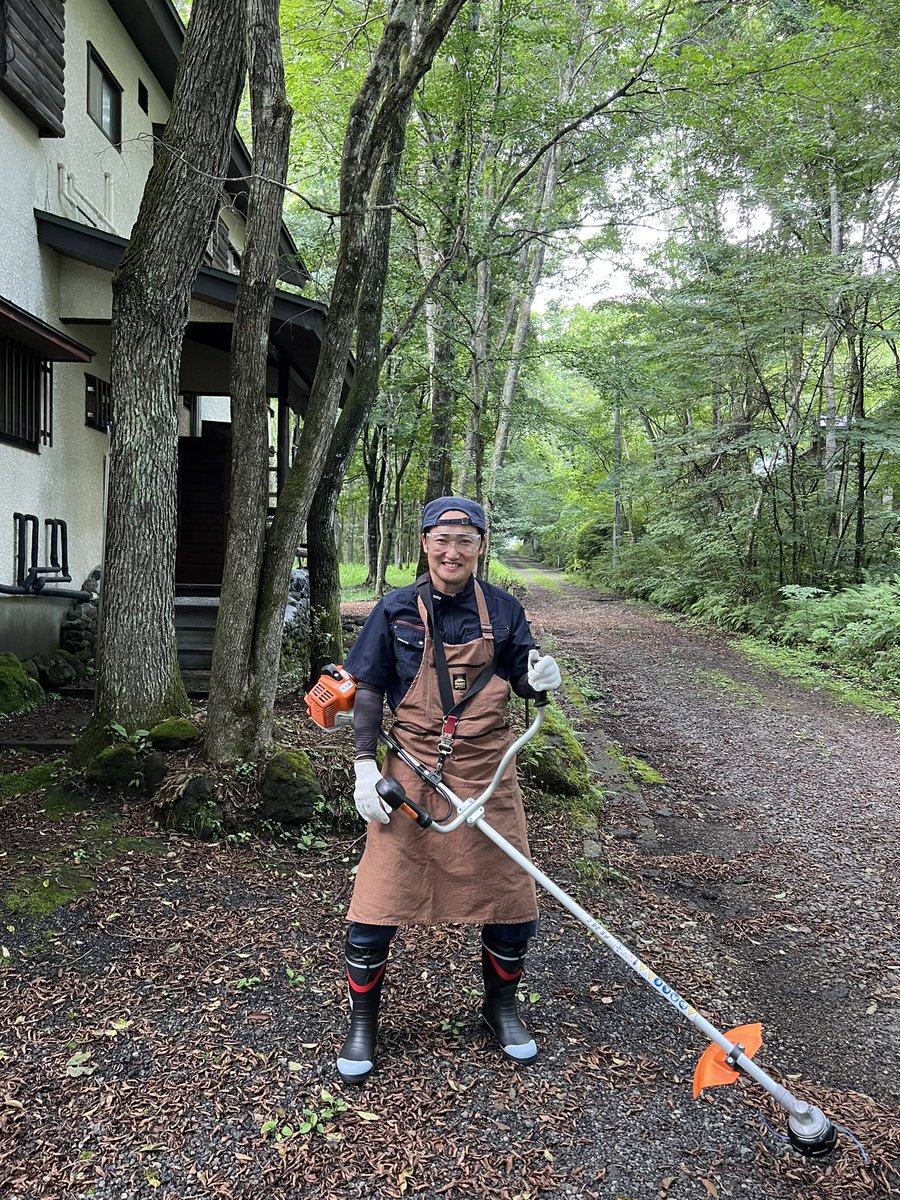MinamisantoWsan's tweet photo. 草刈り(„ಡωಡ„)  作業前

Mowing(„ಡωಡ„) before

#嬬恋村
#北軽井沢
#FS26C 
#STIHL https://t.co/7YSycy2jCt