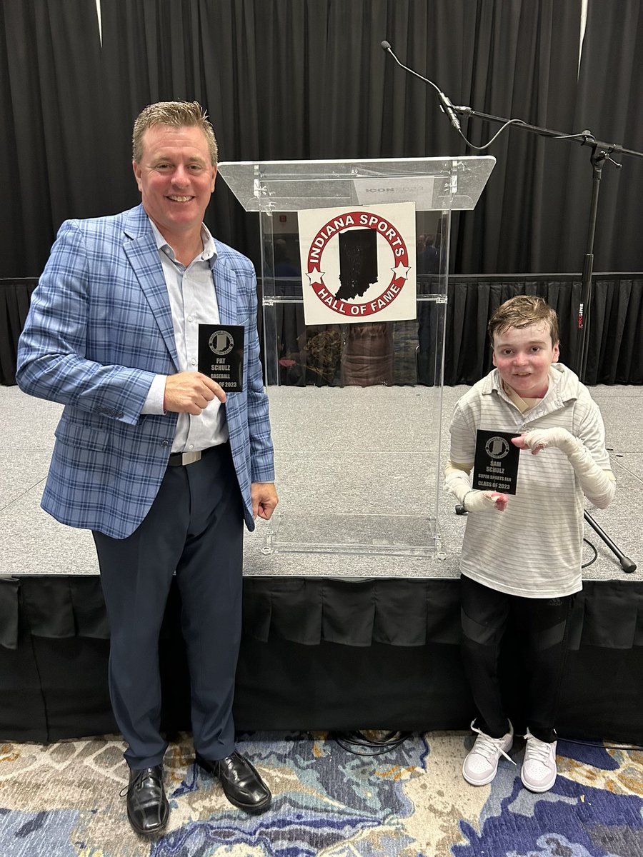 samschulz9's tweet photo. It was such an honor to be inducted into the Indiana Sports Hall of Fame alongside my dad. Sports has always meant a great deal to me and my family. It was a great night in great company of those who contributed to the betterment of sports in Indiana. @PatSchulz23 https://t.co/7wgwOA5Jsj