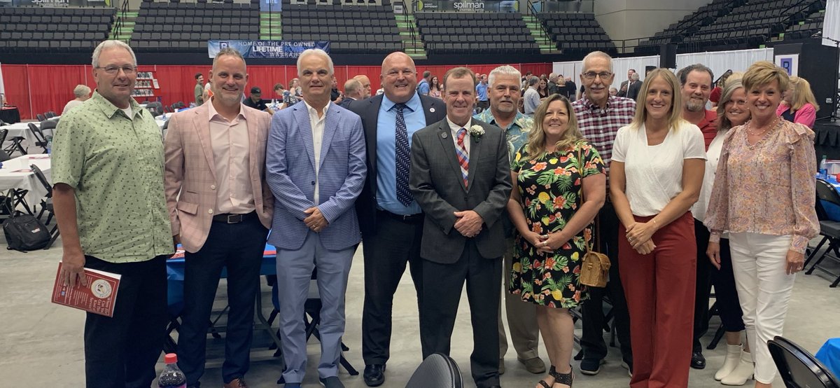 stcathletics1's tweet photo. Once a Red Devil Always A Red Devil!!
Congrats Kelly Rine OVAC Hall of Fame. https://t.co/kRnPbDQbIl