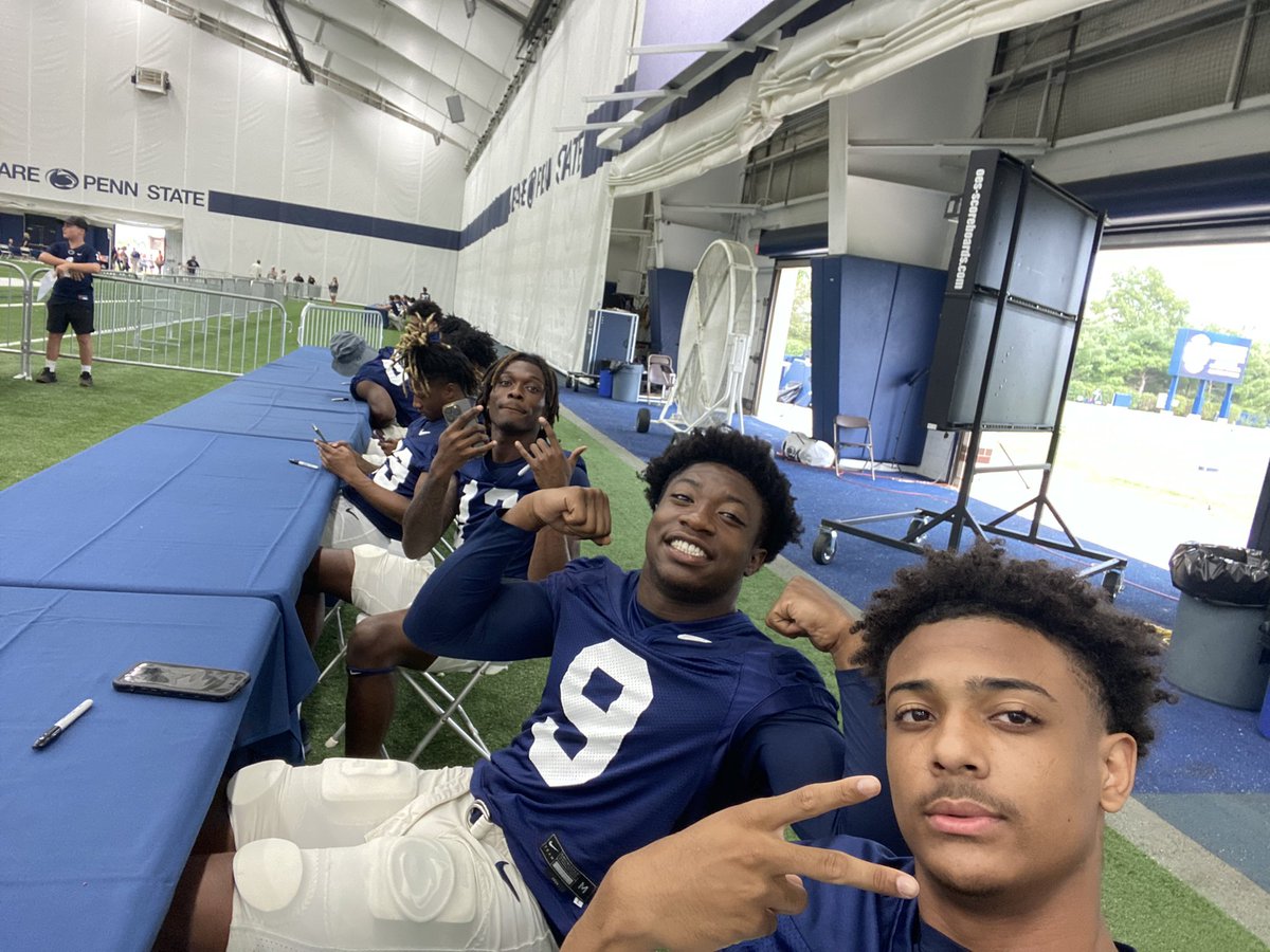 Jashaun Green (@jashaungreen5) on Twitter photo Our fans are the best and today proved it! Thanks to all of our fans for coming to the <a href="/HappyValleyUtd/">Happy Valley United</a> Fan Fest and we can’t wait to see you in Beaver Stadium soon! Our fans are the best and today proved it! Thanks to all of our fans for coming to the <a href="/HappyValleyUtd/">Happy Valley United</a> Fan Fest and we can’t wait to see you in Beaver Stadium soon!