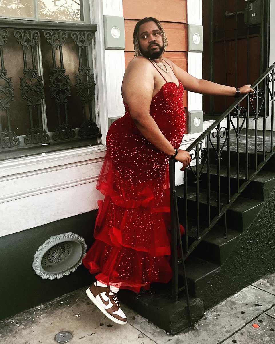iamjonbon's tweet photo. Life's not as bad as it may seem…If you open your eyes to what's in front of you…#Dreamgirls #RedDressRun #RedDressRun23 #RedDressRun2023 #RedDressRun2K23 #RDR #RDR2023 #RDR2K23 #RDR23 #DressedInRed #AllThatGlitters https://t.co/fwN3YGwcni