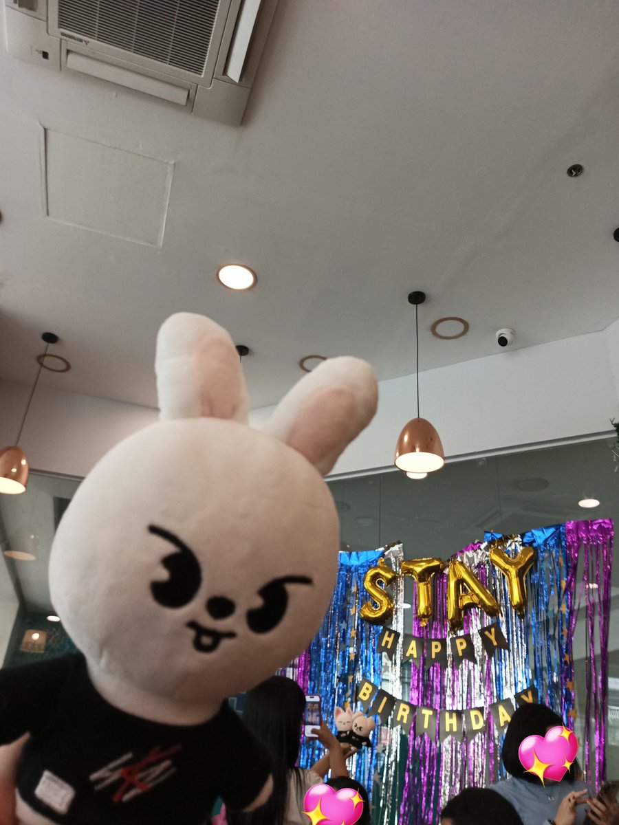 arteloring's tweet photo. My 1st cse ❣️ Thank you so much po @STAYvillePH for this free cse! It was really a fun experience for me and stays are so welcoming and generous 💖✨ and Tysm din po sa lahat ng namigay ng freebies 🫶 

#StarsThatSTAY #StayVillePH https://t.co/E6kjUjm7d7