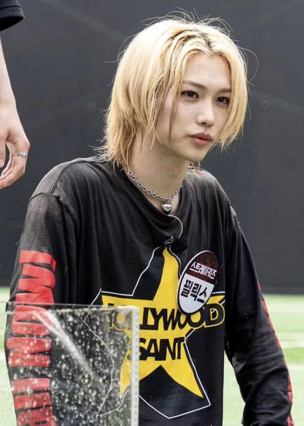 elijah.⠀ ͏͏͏͏ ˗ˏˋsns updateˎˊ˗

𓂃𓈒𓏸‌ 08.13.23 / 10:37 am
➳ garden.⠀
͏͏͏͏͏͏
✎ good morning everyone, make sure you already ate before using all of your energy up! Had too much fun when I was cleaning the garden😓~♡
͏͏͏͏͏͏ ͏͏͏͏͏͏͏͏͏͏͏͏
͏͏͏͏͏͏