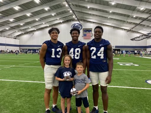 Our fans are the best and today proved it! Thanks to all of our fans for coming to the <a href="/HappyValleyUtd/">Happy Valley United</a> Fan Fest and we can’t wait to see you in Beaver Stadium soon!